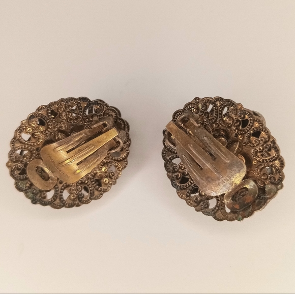 Filigree Brooch & Earrings Aurora Borealis Glass Red Pink Rhinestone Fau… - Picture 4 of 11